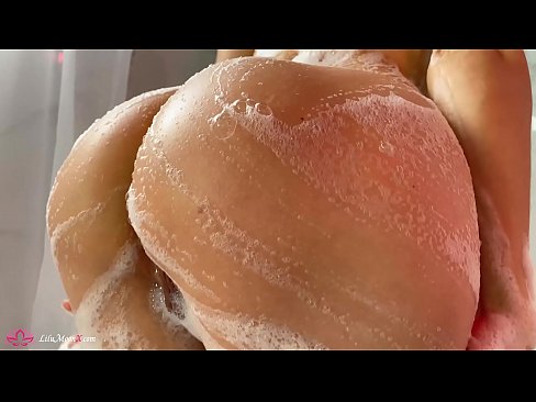 ❤️ Brunette sjálfsfróar kisu með titrara til að fá mikla fullnægingu í sturtu ️❌ Gæðaklám á is.pornodil.ru ️❤